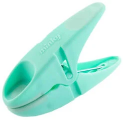 Minky Sure Grip Pegs 18pk 9 Minky Sure Grip Pegs 18pk -Stanlty Shop 371417 minky sure grip pegs 2